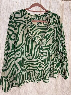 Maeve by Anthopologie lightweight blouse. Size XL.